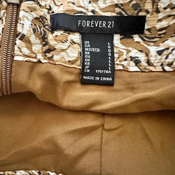 Forever 21 Animal Print Sheer Pants Lined w/Shorts Size L - NWOT - Picture 5 of 6